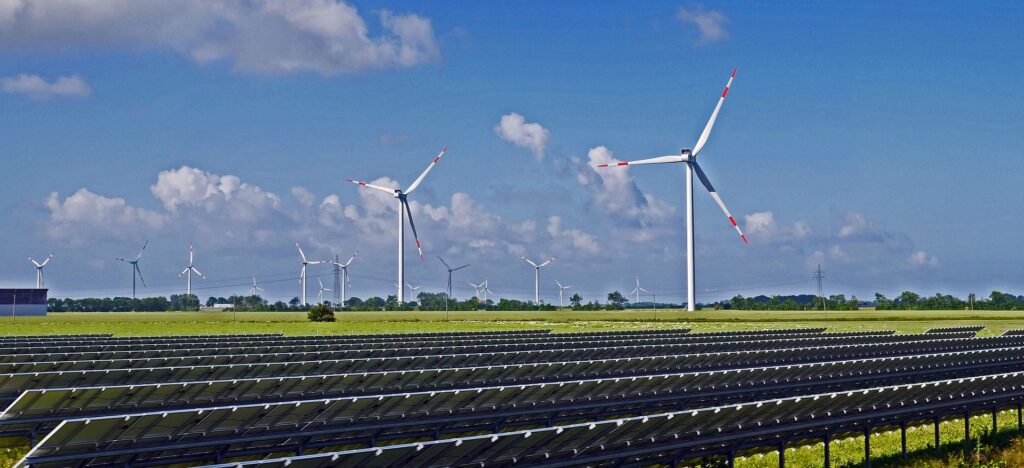 Die Mindener Stadtwerke weisen auf den Tag der Erneuerbaren Energien am 26. April hin. „Erneuerbare Energien sind eine wichtige Säule der Energiewende und waren im letzten Jahr mit rund 46 Prozent Stromproduzent Nummer 1 in Deutschland“, erläutert Stadtwerke-Geschäftsführer Helmut Feldkötter.
